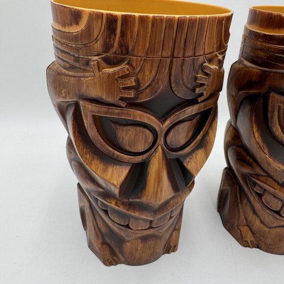 Universal Studios Tiki Mug Cup Tall Plastic Brown souvenir Whirly-DrinkWorks! Se - Picture 2 of 12